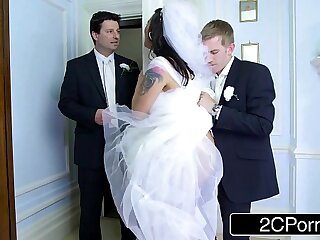 The man Hungarian Bride-to-be Simony Diamond Fucks Her Husband's Fustigate Man